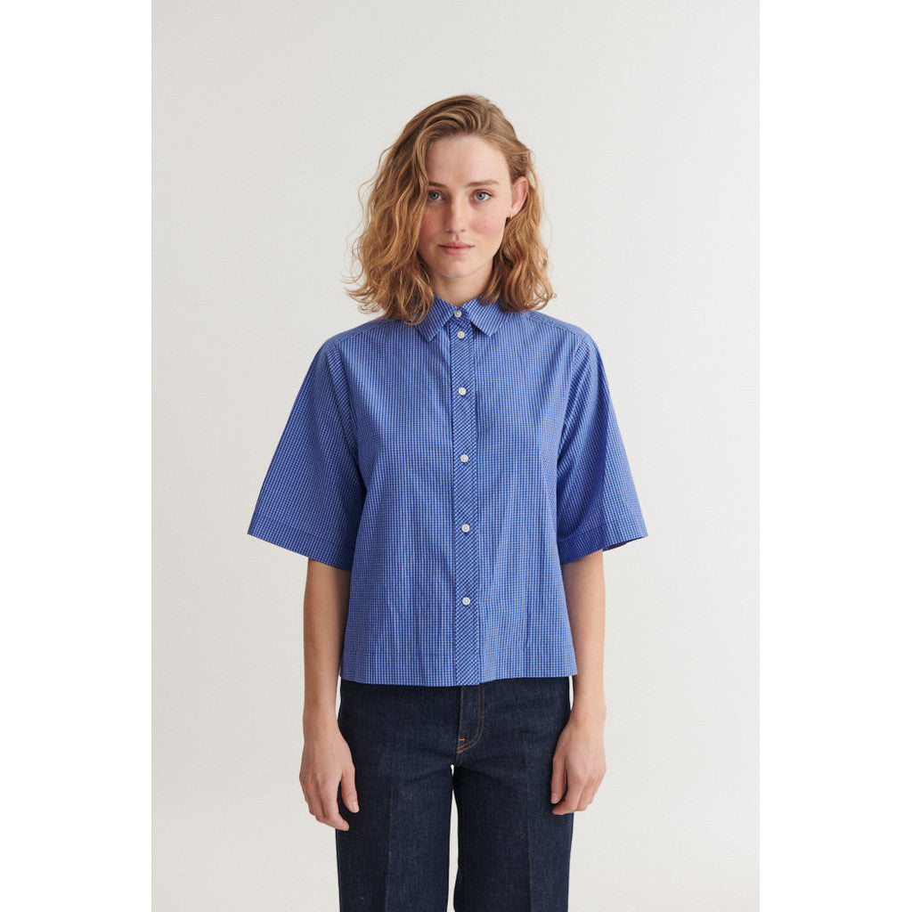 BASIC APPAREL - CHANE SS SKJORTE SOLIDATE BLUE
