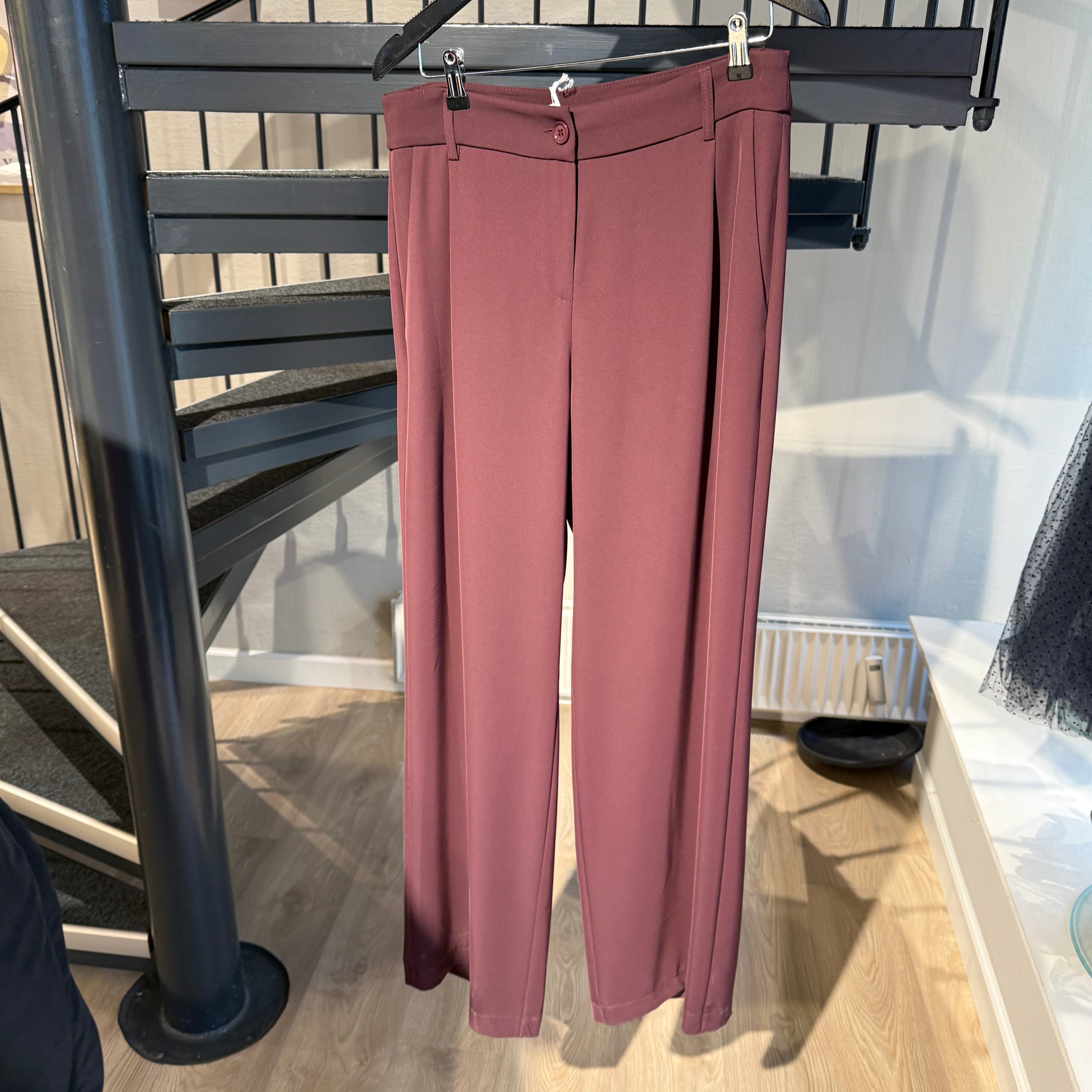 IMPERIAL - P1AE " SLANKEBUKS" VINO