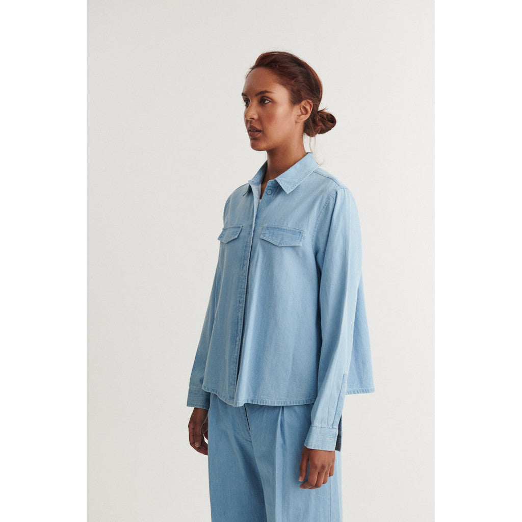 BASIC APPAREL - CODY SKJORTE LIGHT WASH