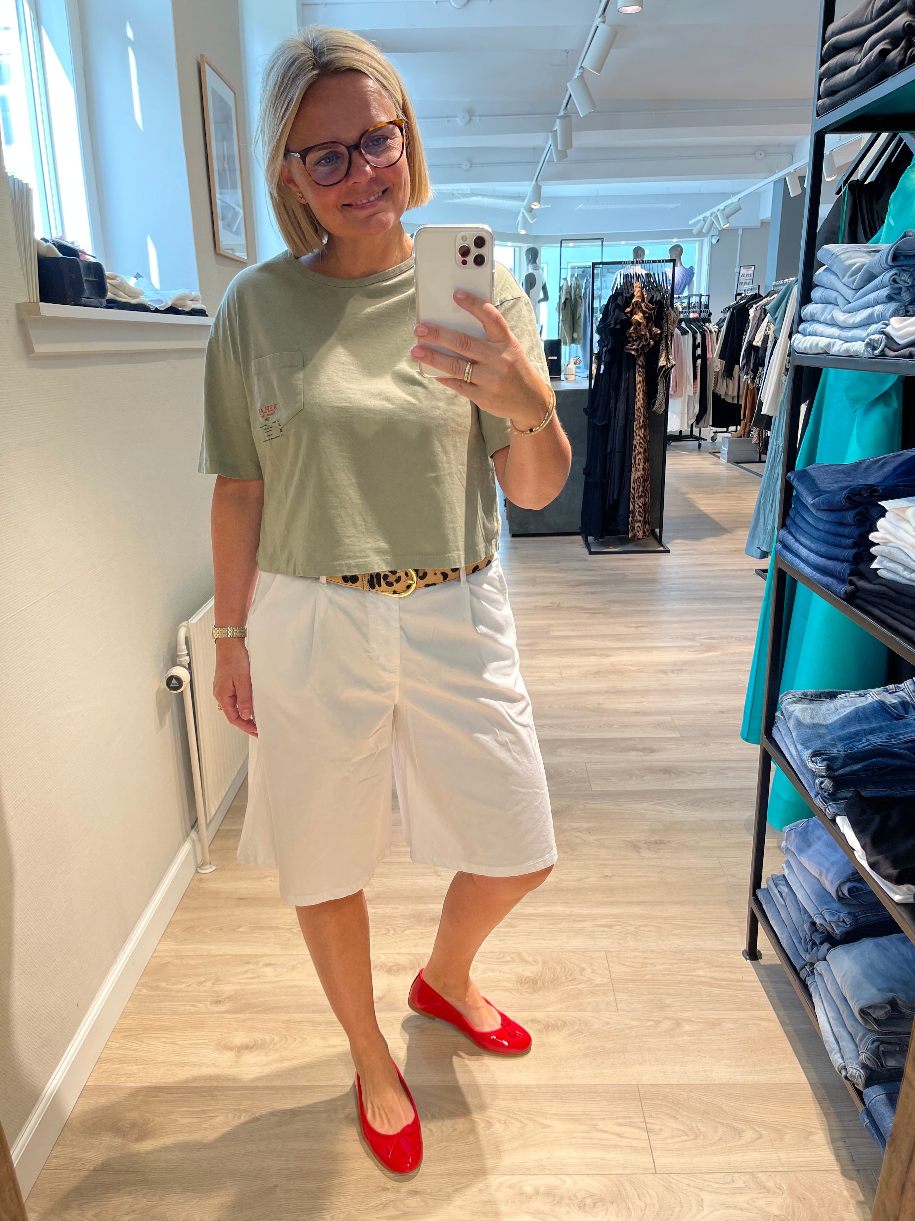 AMAZE CPH - SAGA SHORTS HVID