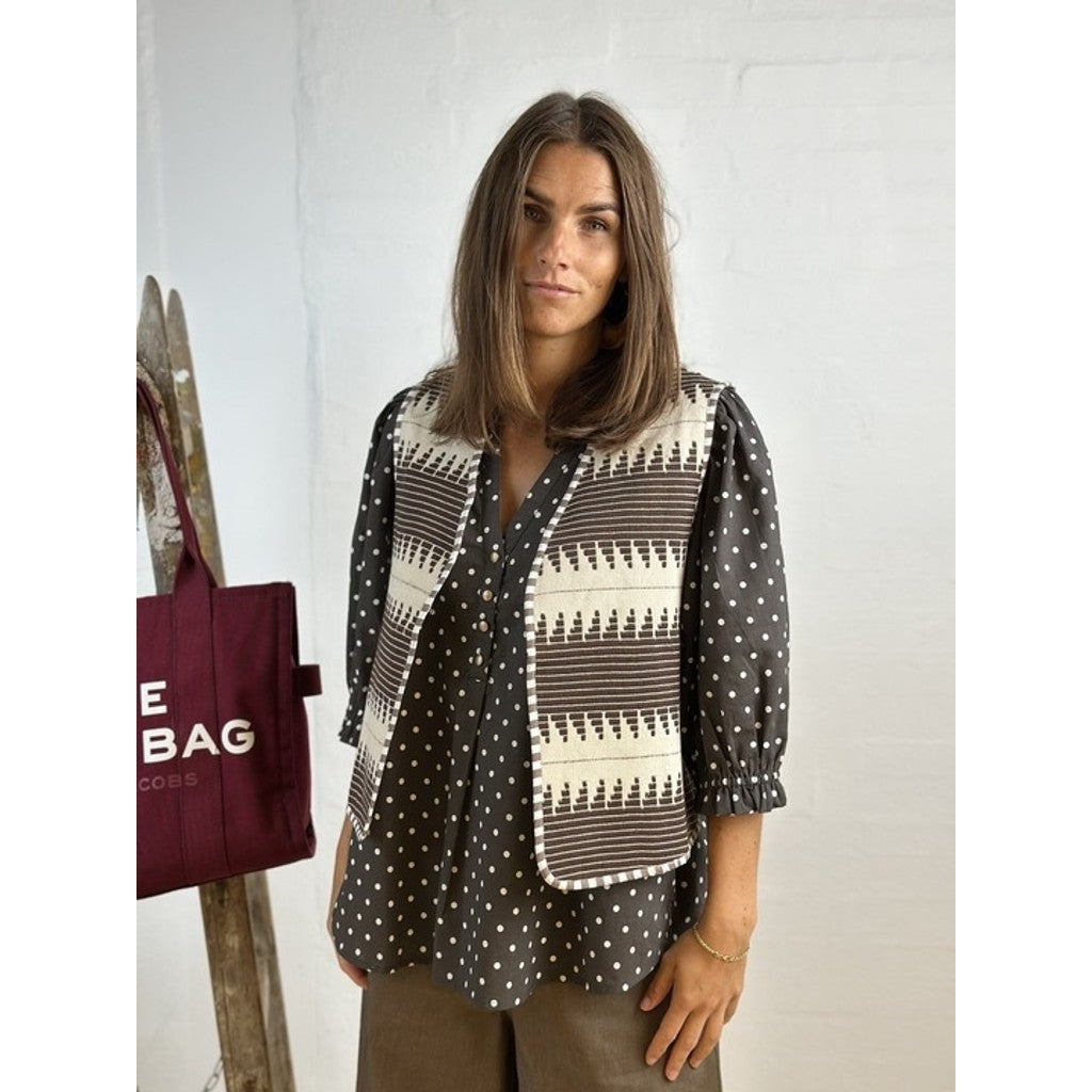 GASPAR - NUUK VEST BROWN