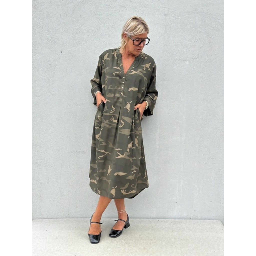 GASPAR - MUMBAI KJOLE CAMOFLAGE DARK GREEN
